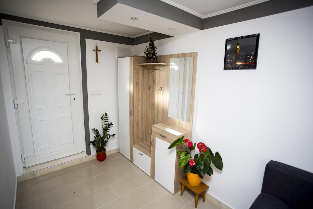 Apartments Vukman Trogir Room photo